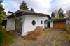 Idyllisches Grundstück in grüner Stadtrandlage - Ansicht Haus Garage