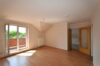 Reihenhaus mit 3 gepflegten Einheiten zur Kapitalanlage - Wohnzimmer