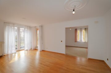 Lichtdurchflutete 2-Zimmer-Wohnung mit Balkon und Aufzug – Ihr neues Zuhause in Potsdam, 14480 Potsdam, Etagenwohnung