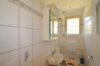 Großzügiges Grundstück trifft auf kleines Haus mit Entwicklungspotenzial - Gäste-WC