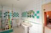 „Handwerkertraum: Individuelles Zuhause mit Wintergarten und Ausbaureserve“ - Badezimmer Souterrain